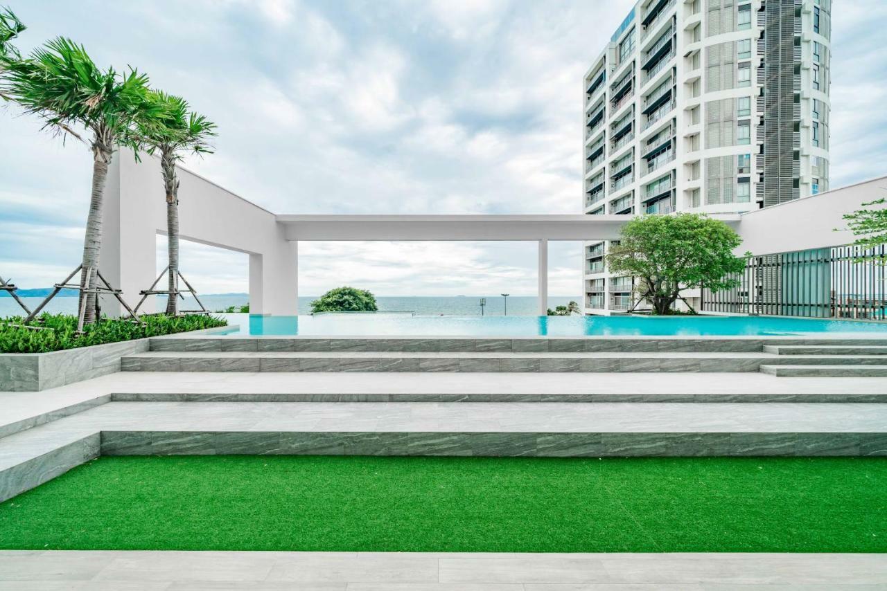 Pattaya Aeras Condotel Jomtien Beach Buitenkant foto